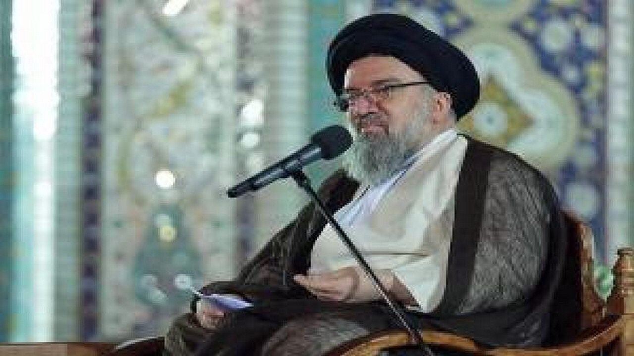 برگزاری مراسم ویژه شب ارتحال امام خمینی (ره) در حرم رضوی