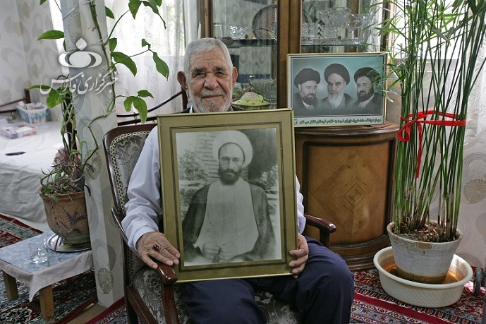 پسردایی امام 