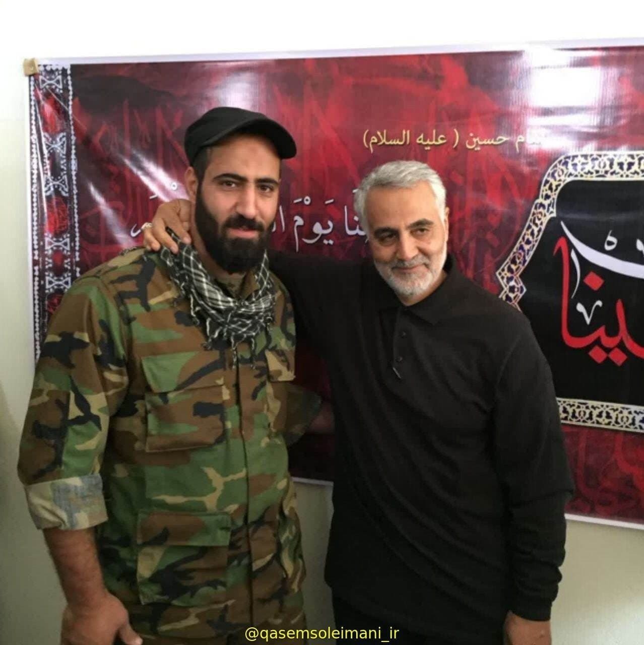 عكس يادگاری رزمندگان تيپ سيدالشهداء با حاج قاسم