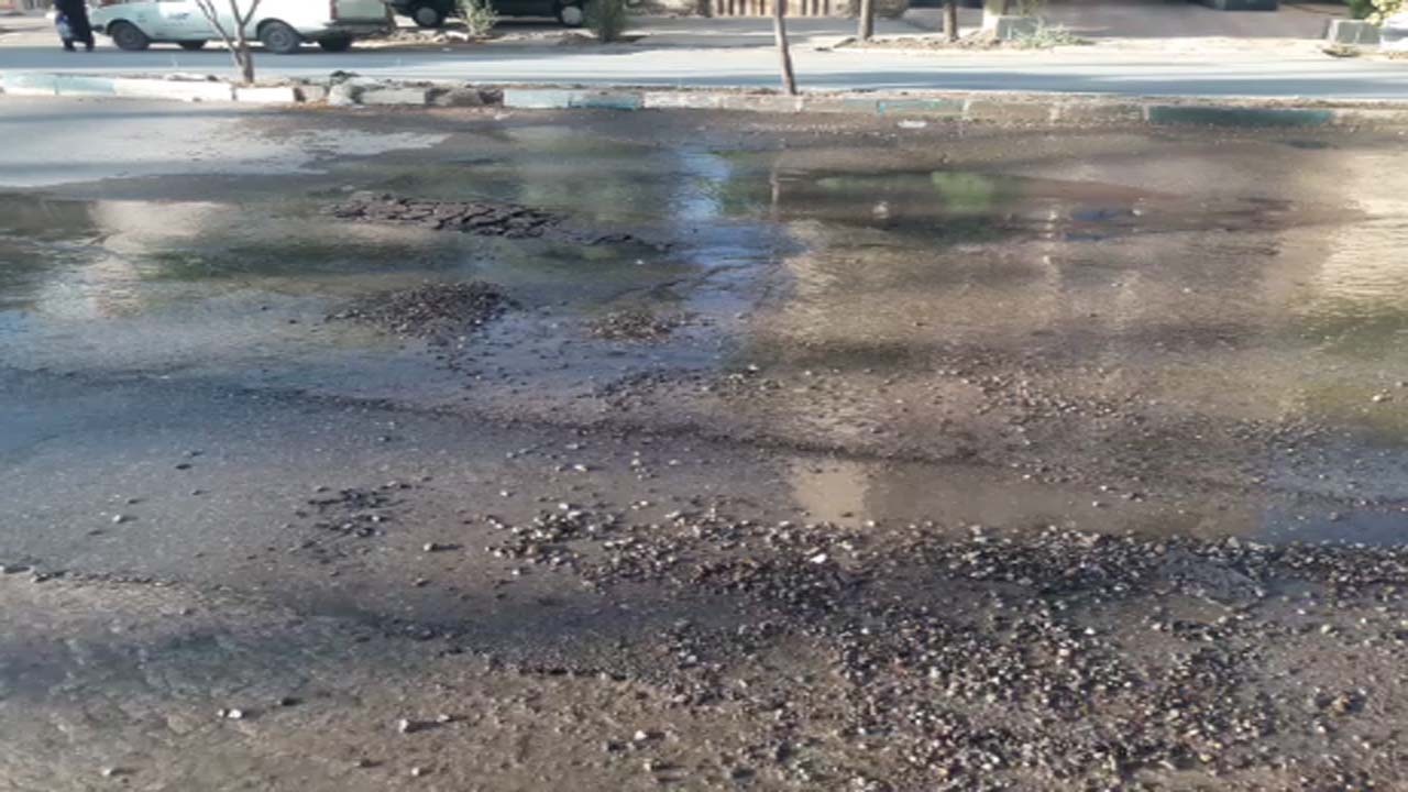 فیلمی از هدررفت آب در خرم‌آباد