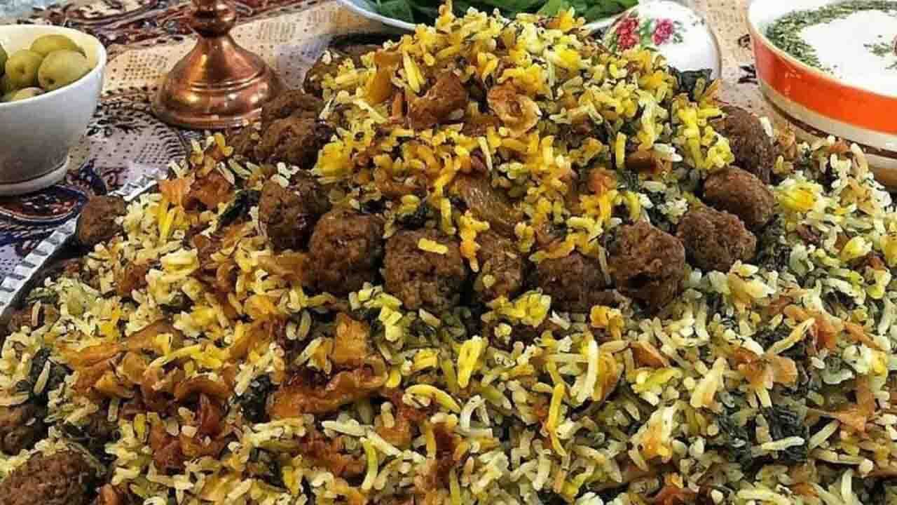 کلم قُمری پلو + طرز تهیه