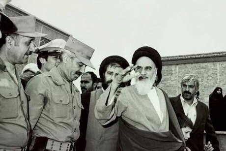 جایگاه نیروهای مسلح در دیدگاه امام خمینی (ره)