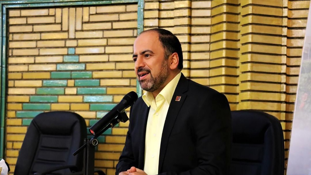 تولد فرزند معلول هزینه‌های زیادی را به خانواده تحمیل می‌کند