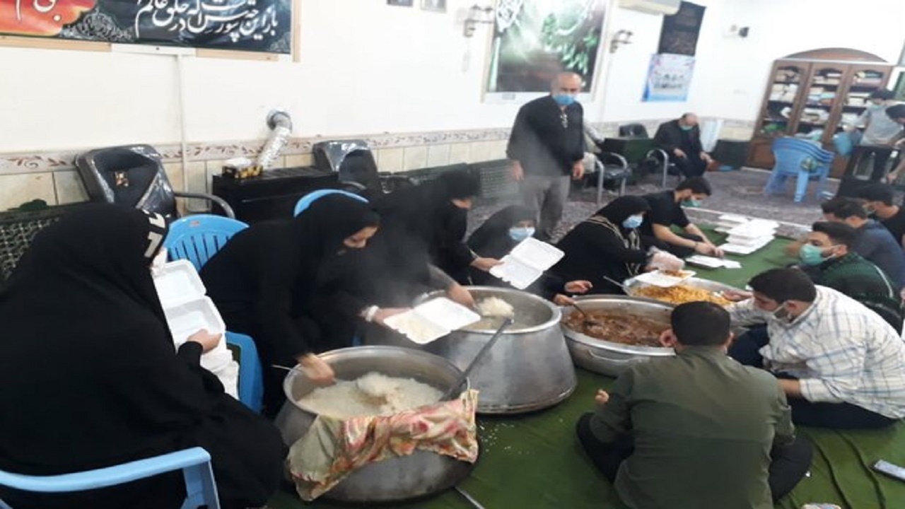 توزیع ۳ هزار پرس غذای گرم در سالروز رحلت امام (ره)