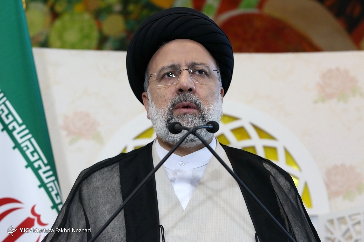 رئیسی: مردم! انتقام دولت فعلی را از دولت آینده نگیرید / آمده ام تا با خدمت‌گذاری وضعیت مردم را بهبود بدهم