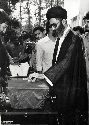 منتخبان ملت چهکسانی بودهاند؟/ سرنوشت کشور در دست مردم منتخبان ملت چهکسانی بودهاند؟/ سرنوشت کشور در دست مردم