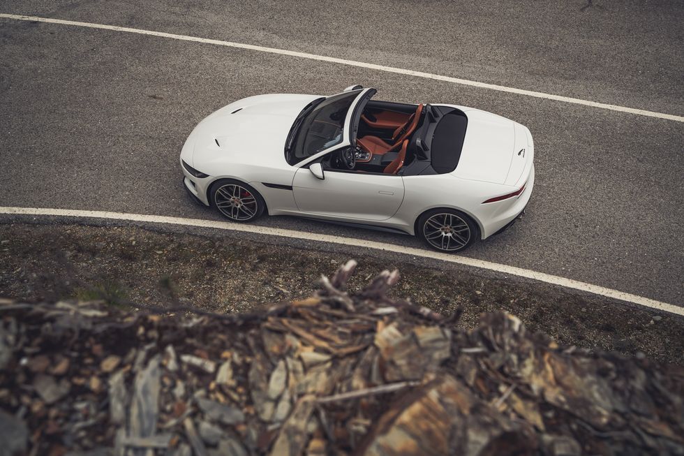 2022 جگوار F-Type فقط V-8 می رود