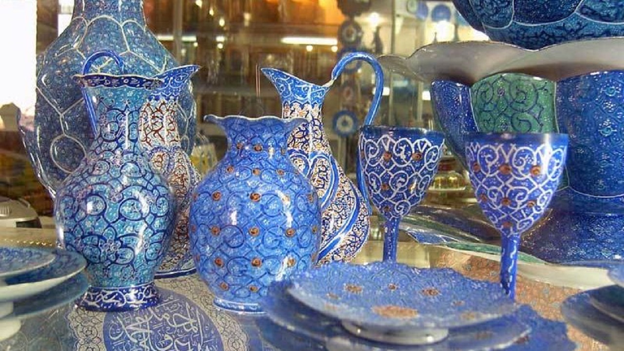 آموزش میناکاری به هنرجویان بهبهانی