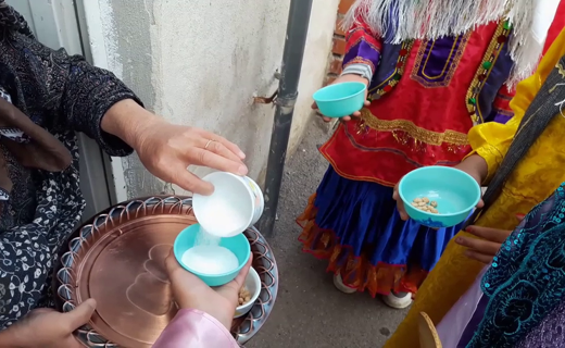 چومچه خاتون مراسم سنتی زنان کوثر برای طلب باران چومچه خاتون مراسم سنتی زنان کوثر برای طلب باران