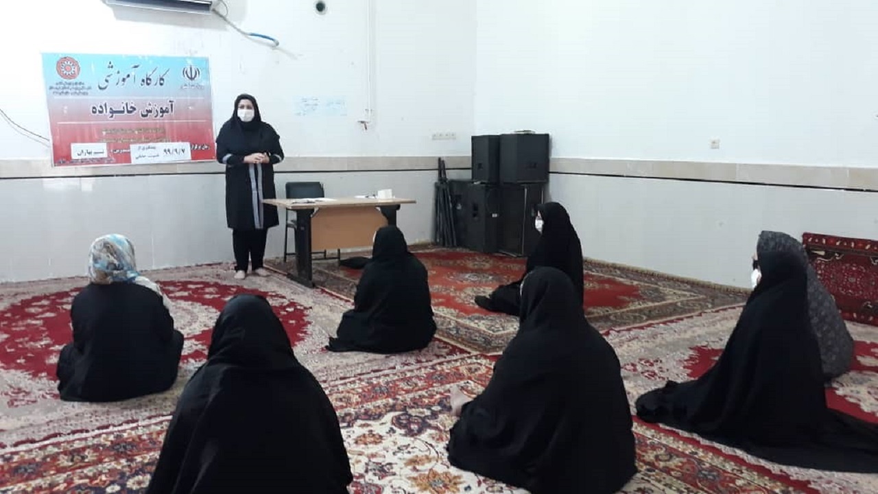 زنان حافظان کیان خانواده هستند و جایگاه ویژه‌ای در جامعه دارند