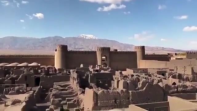 ارگ تاریخی راین، دومین سازه بزرگ خشتی جهان بعد از ارگ بم + فیلم