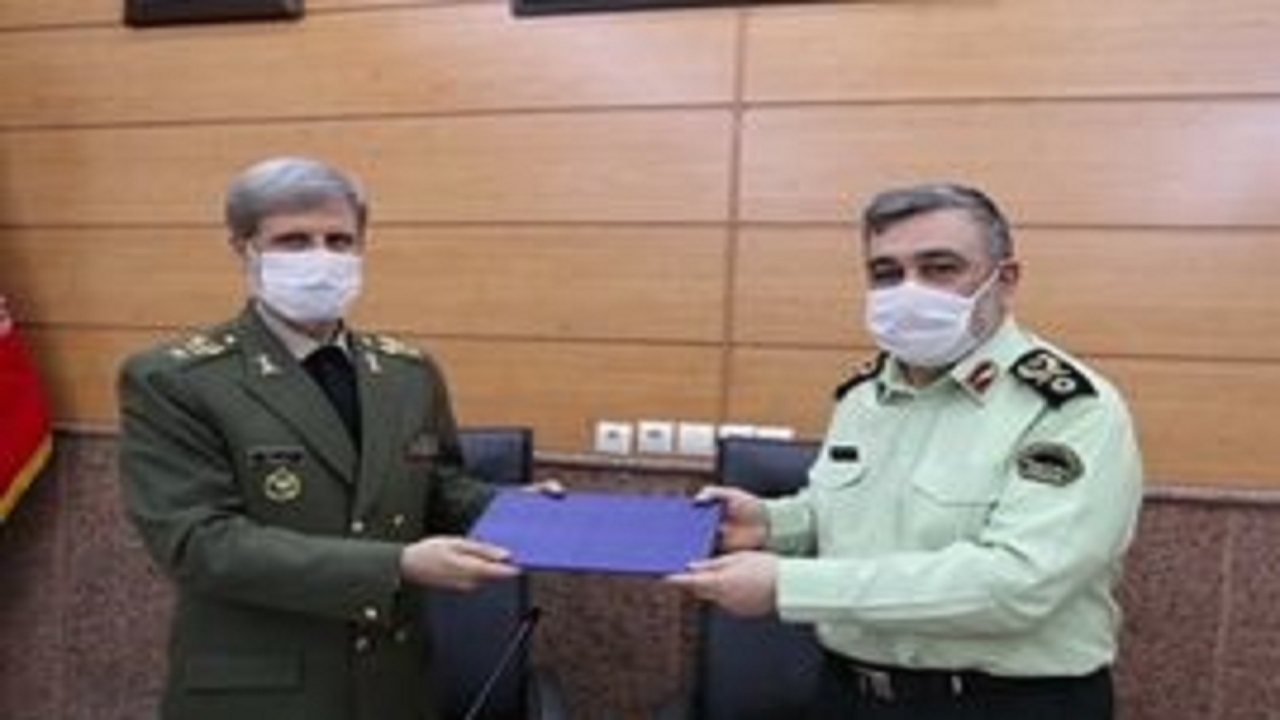 تفاهم‌نامه همکاری وزارت دفاع و نیروی انتظامی به امضا رسید
