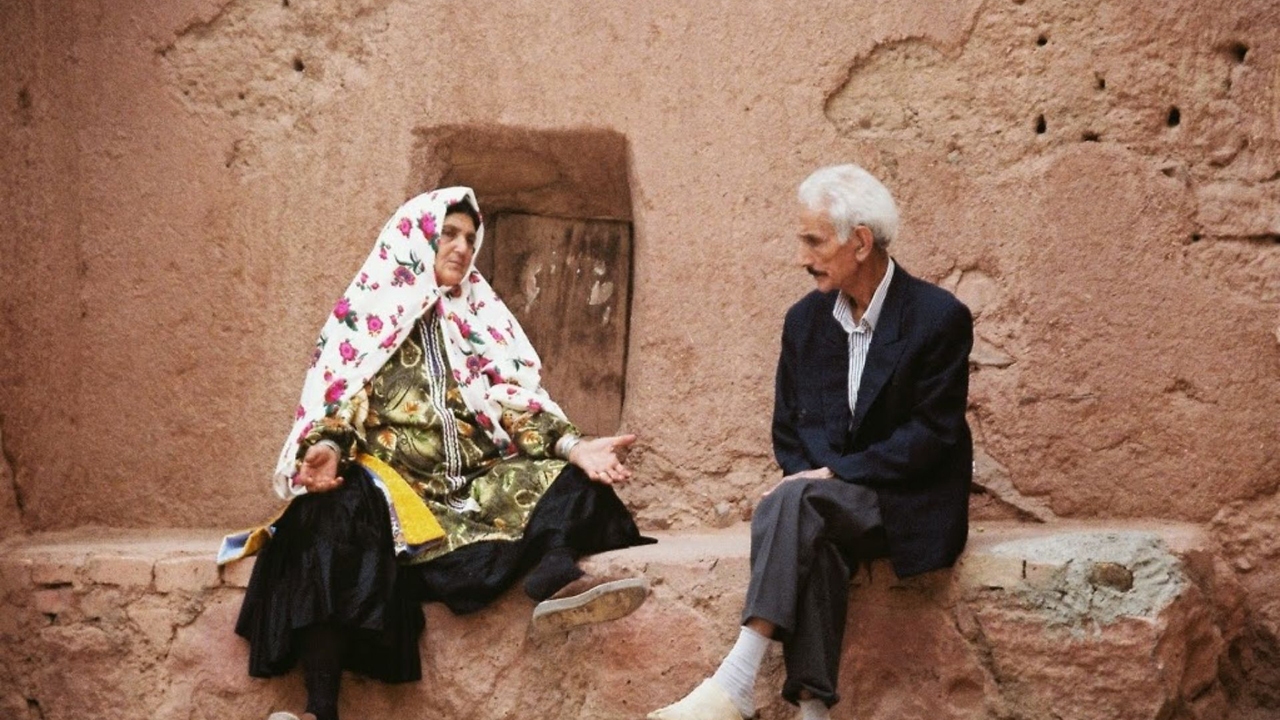 سالمندی، سونامیِ پیش روی کشور/ چشمان پیرمرد‌ها و پیرزن‌ها به تصمیم‌ مسئولان است