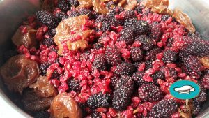 طرز تهیه لواشک شاه توت و زرشک