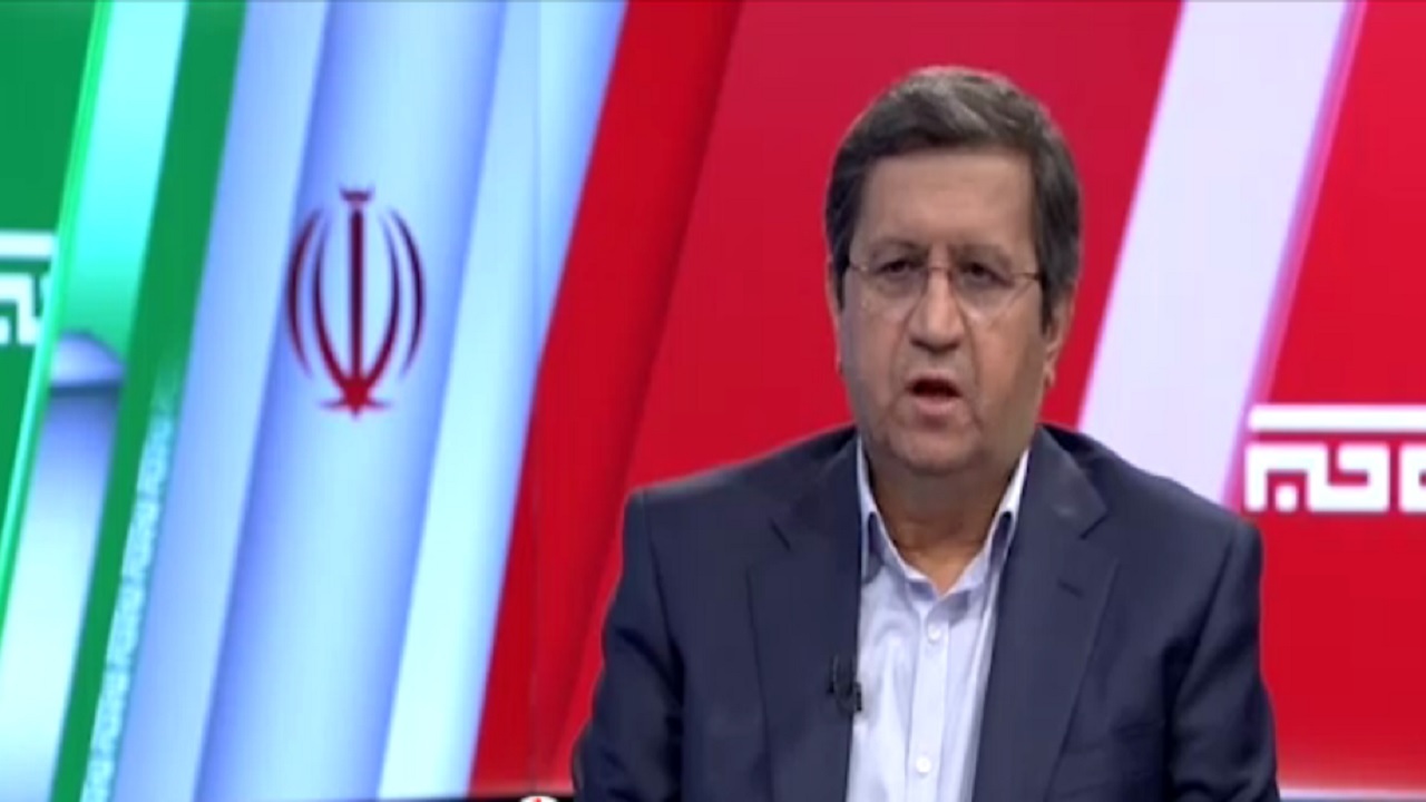 همتی: باید رشد اقتصادی سالانه را به بالای ۵ درصد برسانیم / رانت‌خواران اجازه رونق تولید در کشور را نمی‌دهند