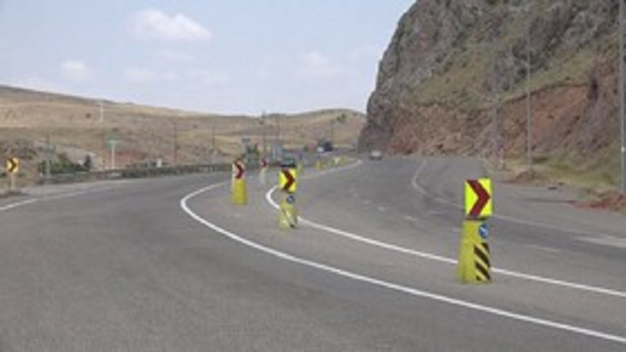 عملیات اجرایی پروژه چهار باند کردن مسیر نیر - سراب آغاز می‌شود