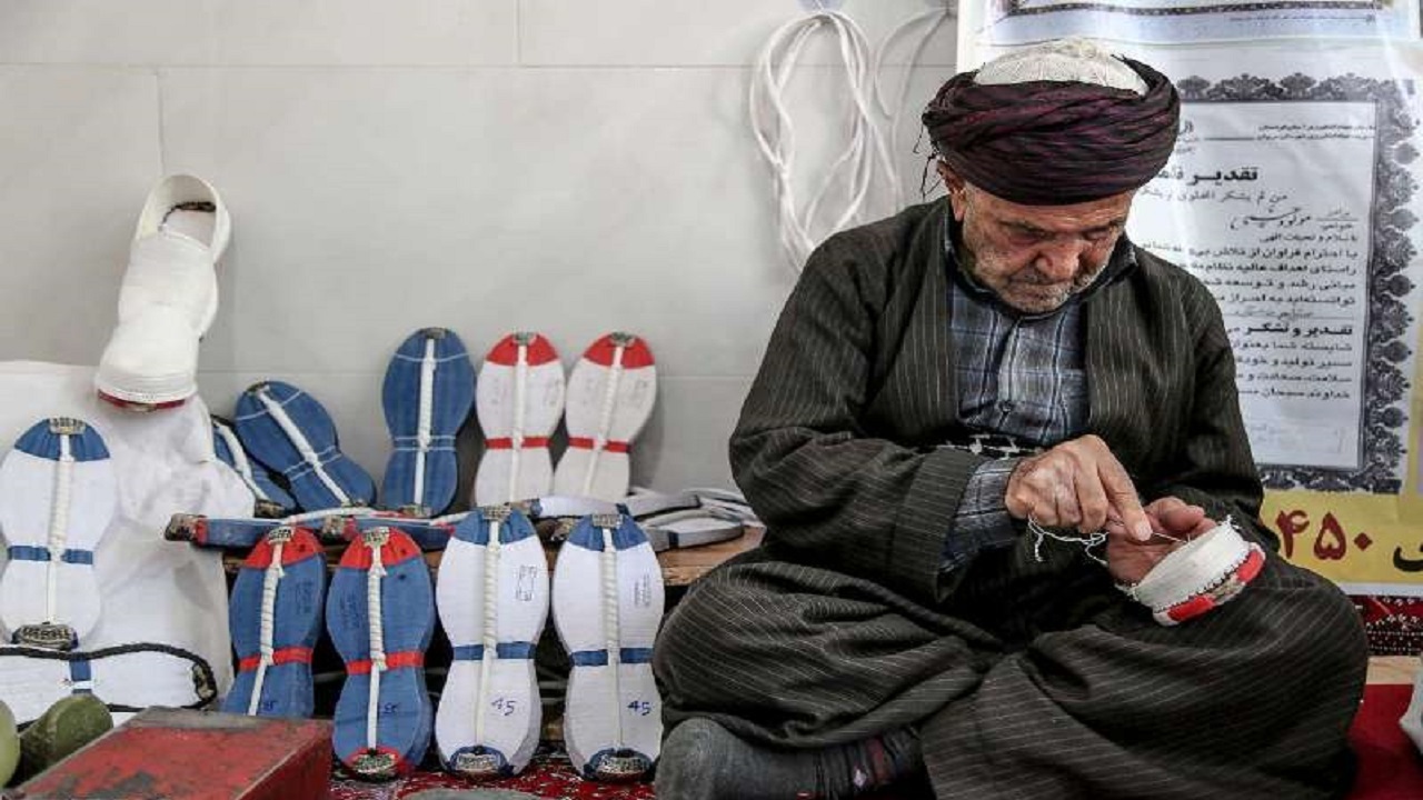 ۴۵ هزار هنرمند کردستانی در رشته‌های صنایع دستی فعالیت می‌کنند