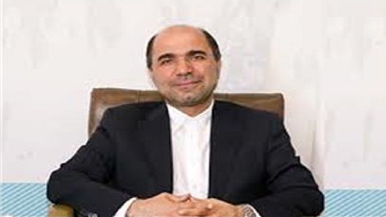 طرح‌های فصلی فروش کتاب برای حمایت از کتابفروشی‌ها ادامه دارد