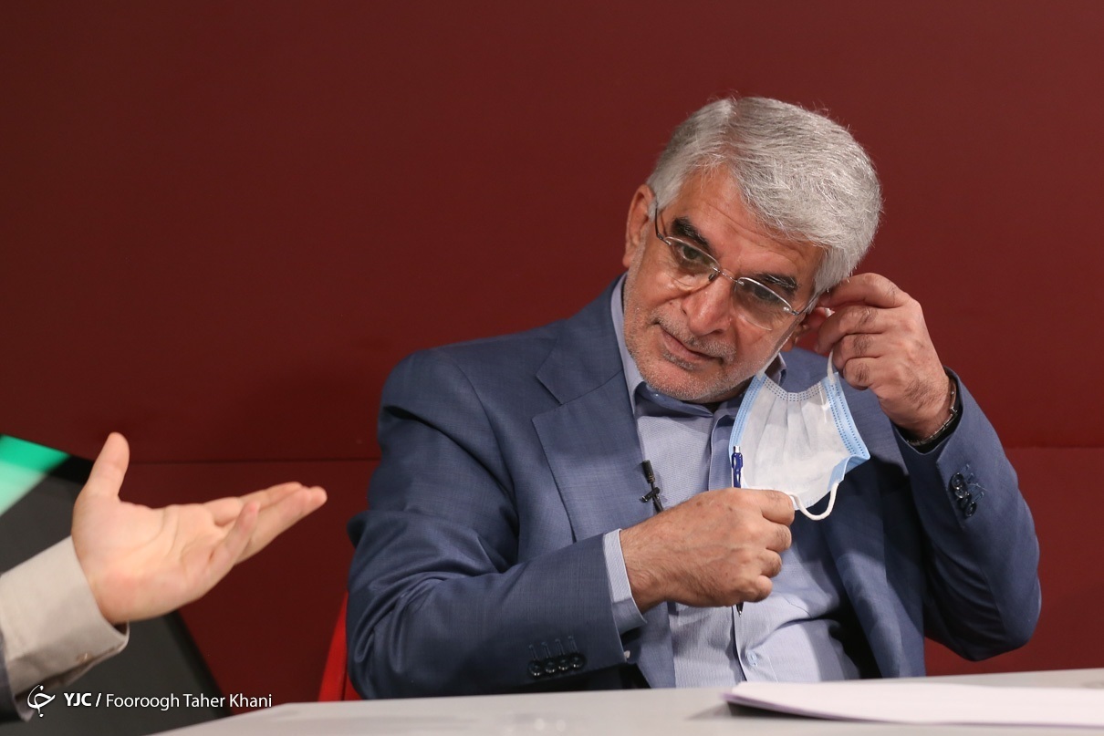 علیلو: سناریوی معاون اول رئیس جمهور برای افزایش قیمت خودرو! / بیگلو: ۹۰ درصد تصمیمات صنعت خودرو سیاسی است علیلو: سناریوی معاون اول رئیس جمهور برای افزایش قیمت خودرو! / بیگلو: ۹۰ درصد تصمیمات صنعت خودرو سیاسی است