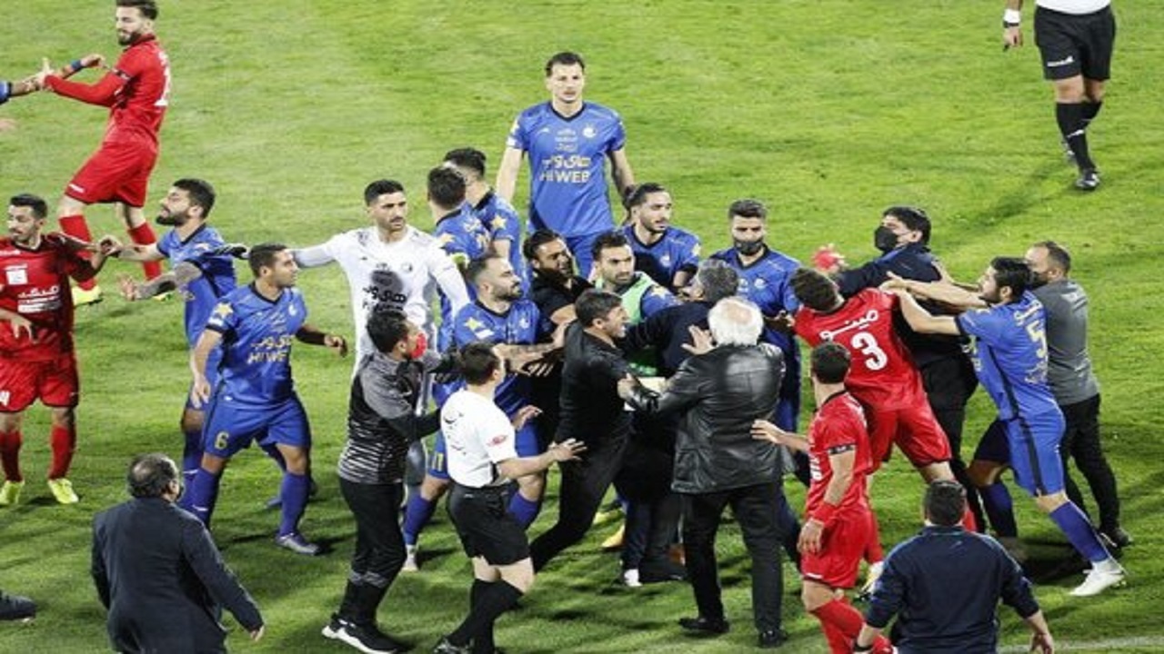 جنجالی‌‍ترین آرا انضباطی در فوتبال ایران؛ از ۵۷ ماه محرومیت تا فوتبالیست‌هایی که نابود شدند!