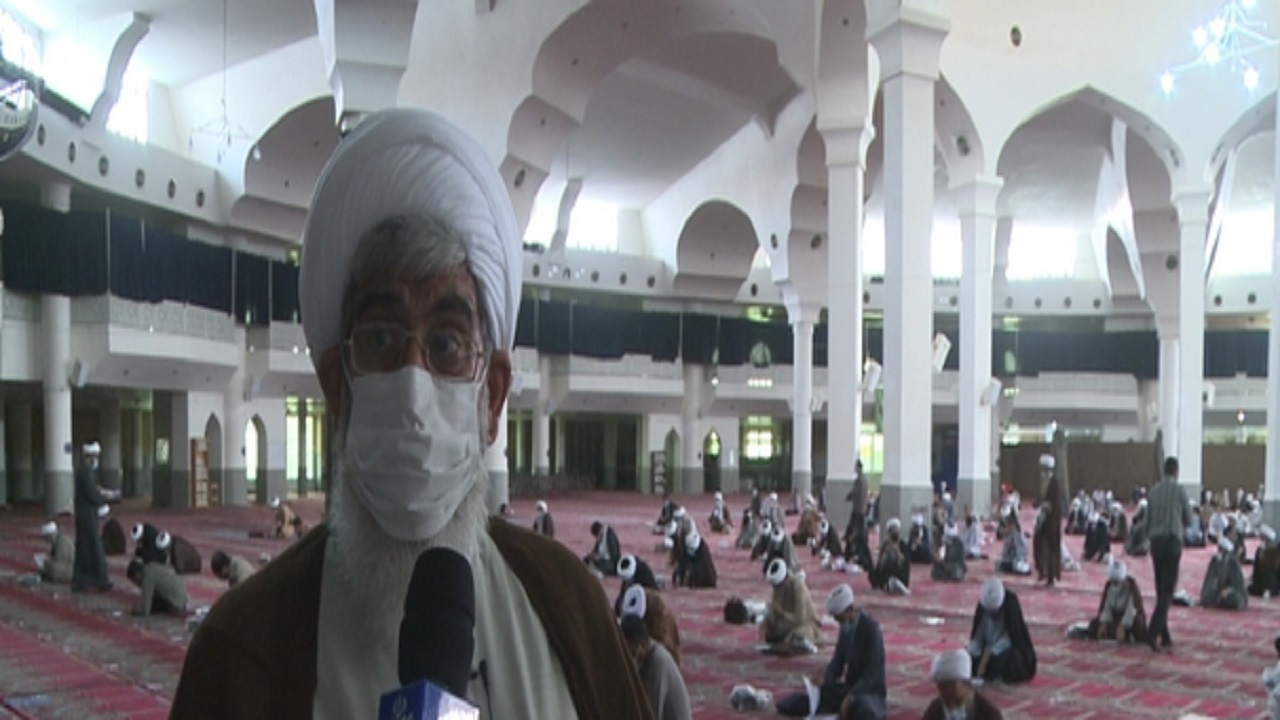 آزمون ورودی عقیدتی سیاسی ارتش در قم برگزار شد
