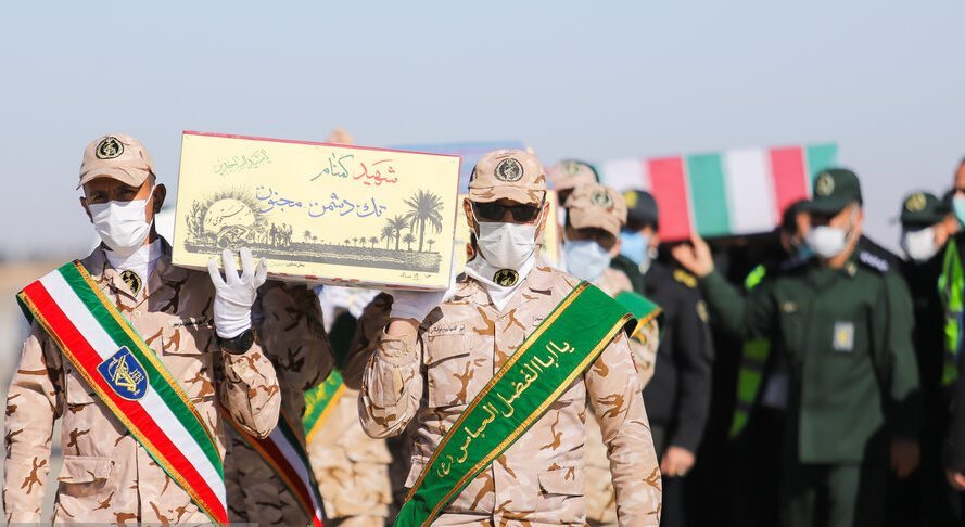 ورود پیکر دو شهید گمنام به هرمزگان