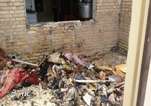 حریق یک آرایشگاه زنانه در خرمشهر / انفجار یک منزل مسکونی