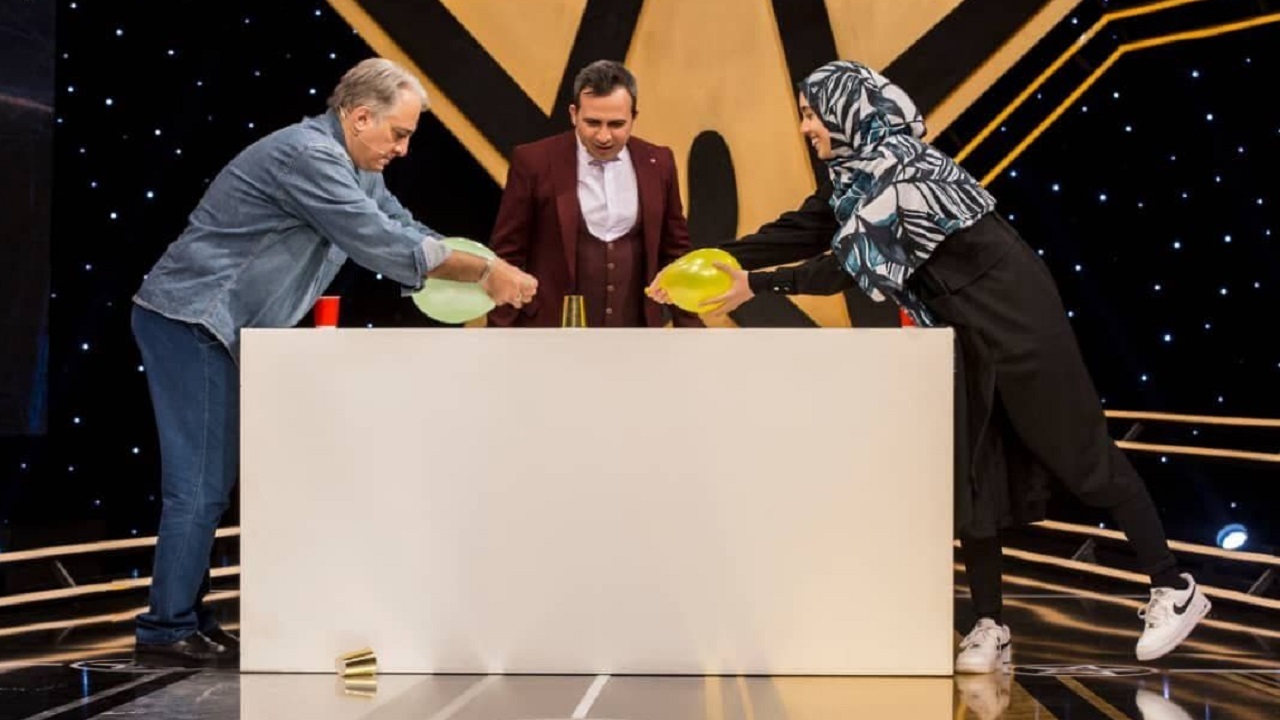 ایرج نوذری و دخترش به «پنج ستاره» می‌آیند