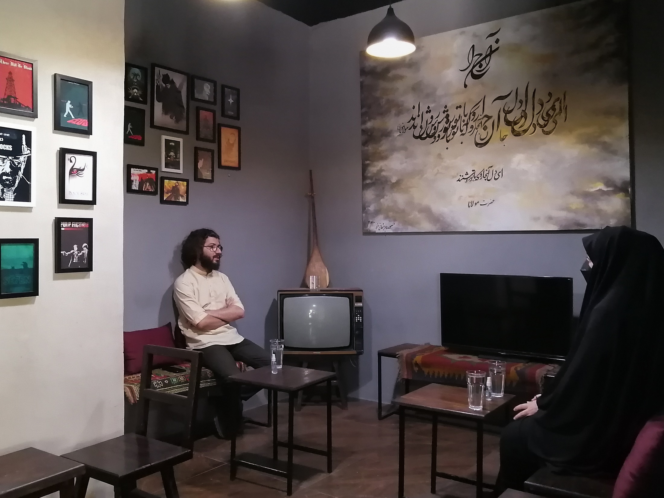 کافه کتاب؛ لذت نوشیدن قهوه در بهشت کتاب ها