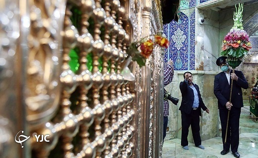 ضریح حرم حضرت معصومه(س)گل آرایی شد +تصاویر
