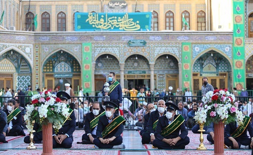 پرچم بارگاه حرم حضرت معصومه (س)تعویض شد + تصاویر