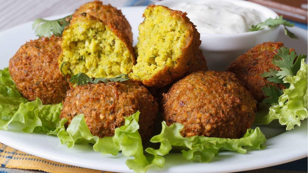 کل تاریختان به اندازه قدمت فلافل نیست