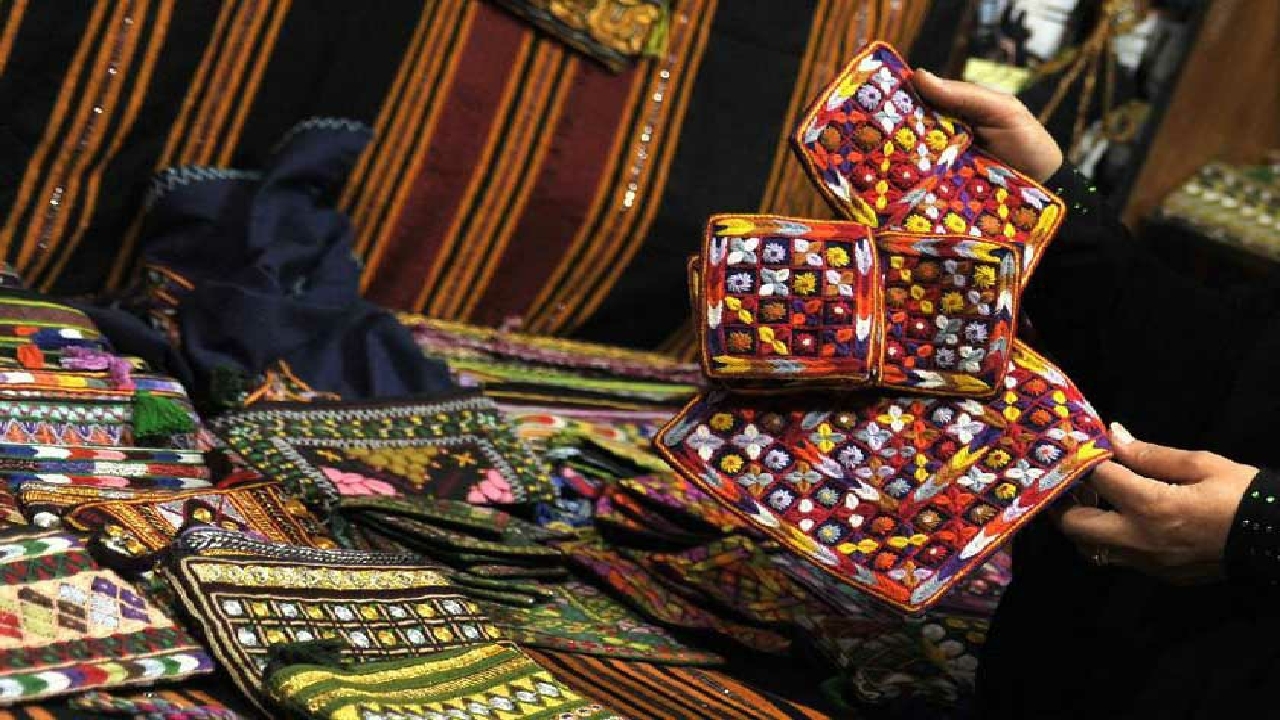 خانه های تاریخی مکانی مناسب برای عرضه محصولات صنایع دستی