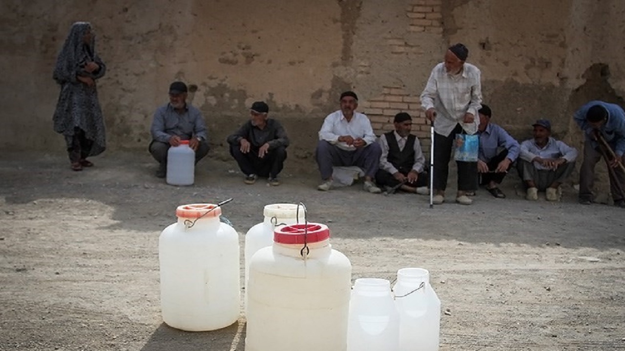 از مرزنشینی تا مرض قطع آب/ هوا گرم و درح تشنه است