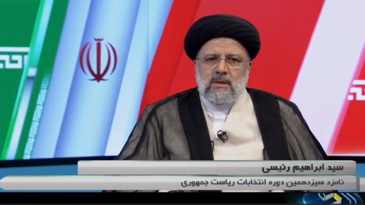 رئیسی: هیچ برنامه‌ای برای افزایش قیمت بنزین نداریم / باید توان صنایع کوچک را افزایش دهیم