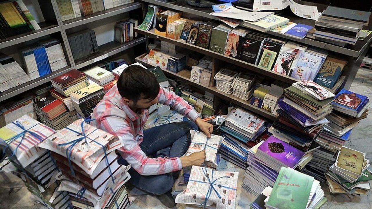 تمدید اعتبار پروانه ناشران کتاب در گیلان