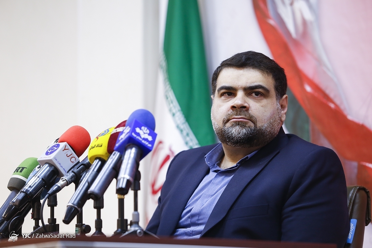 کناره گیری زاکانی و قاضی&zwnj;زاده هاشمی به نفع رئیسی؛ آری یا خیر؟
