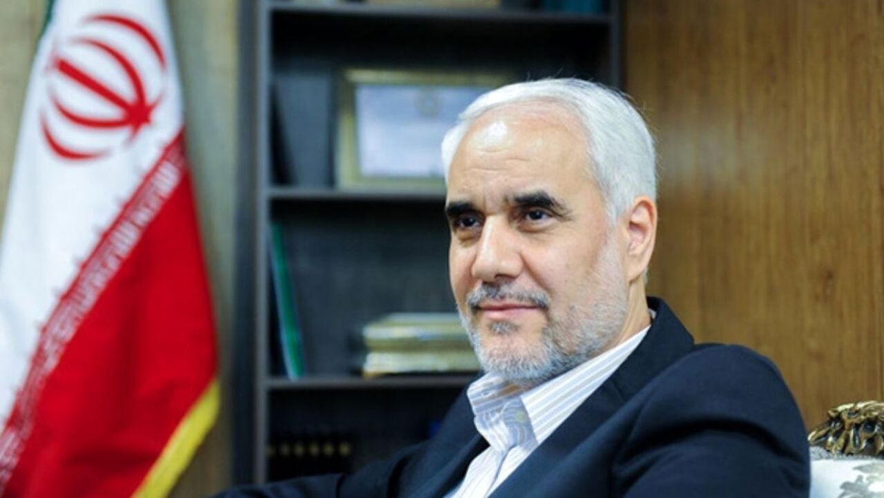 مهرعلیزاده: بازار کالا‌های اساسی دچار سردرگمی است/ دولت در بازار دخالت نکند