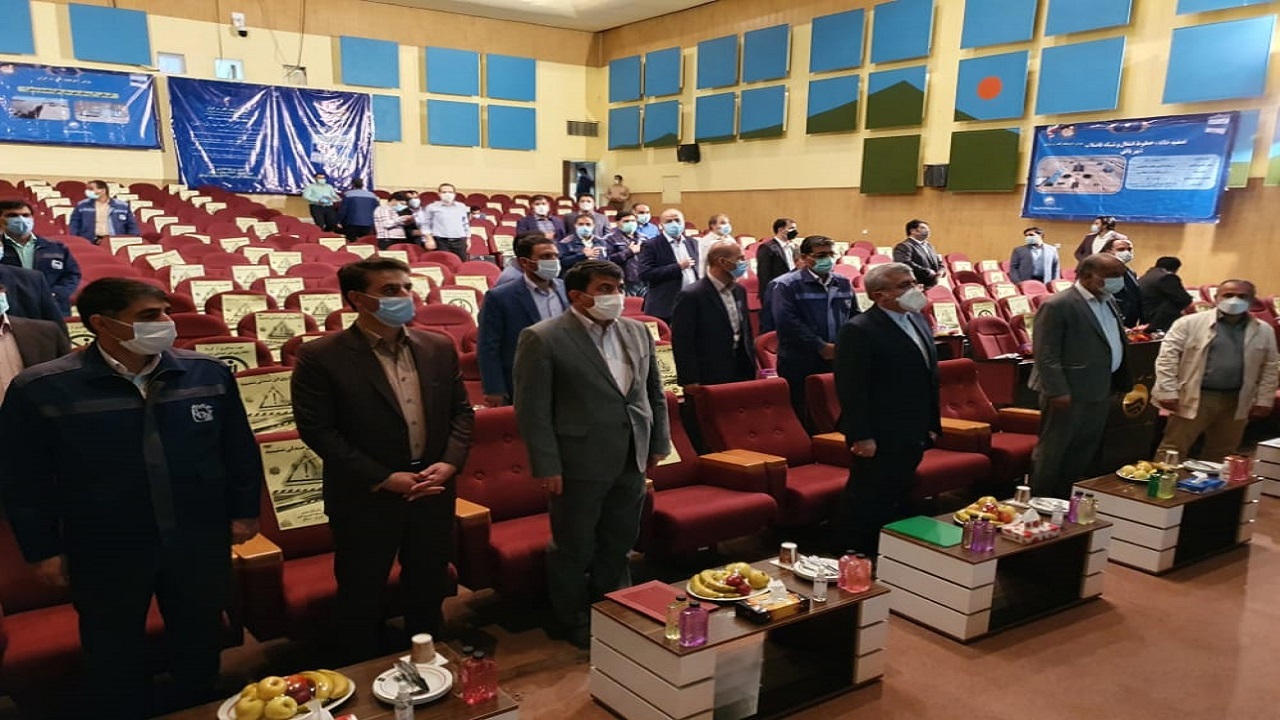 آب شیرین کن ۲ هزار متر مکعبی بافق به بهره برداری رسید