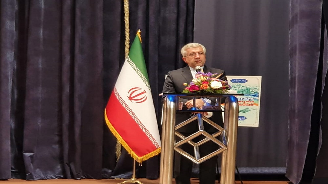 آب مصرفی بخش کشاورزی باید کاهش یابد/ خوش خبری اردکانیان برای بهبود برق کشور