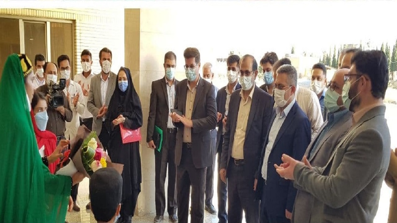 بررسی مشکلات بیمارستان شهدای لردگان با حضور معاون درمان وزارت بهداشت و درمان