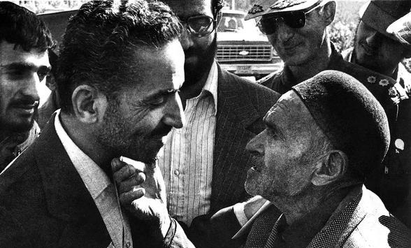 از شاگردی در بازار آهنگران تا تا تشکیل کابینه ۳۶ میلیونی؛ محد علی رجا را بیشتر بشناسید