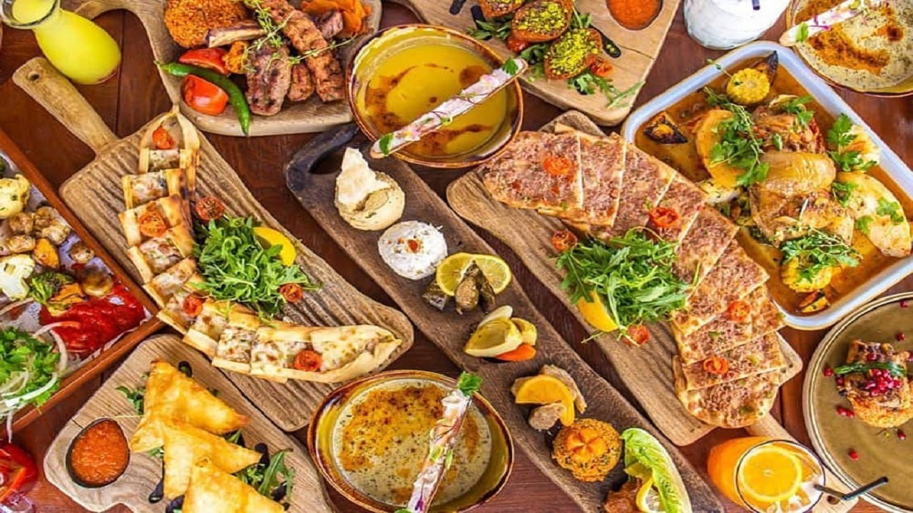 آموزش آشپزی؛ از شنیسل مرغ به روش روسی و شیشلیک ایتالیایی تا دونات انگلیسی با کرم کاسترد + تصاویر