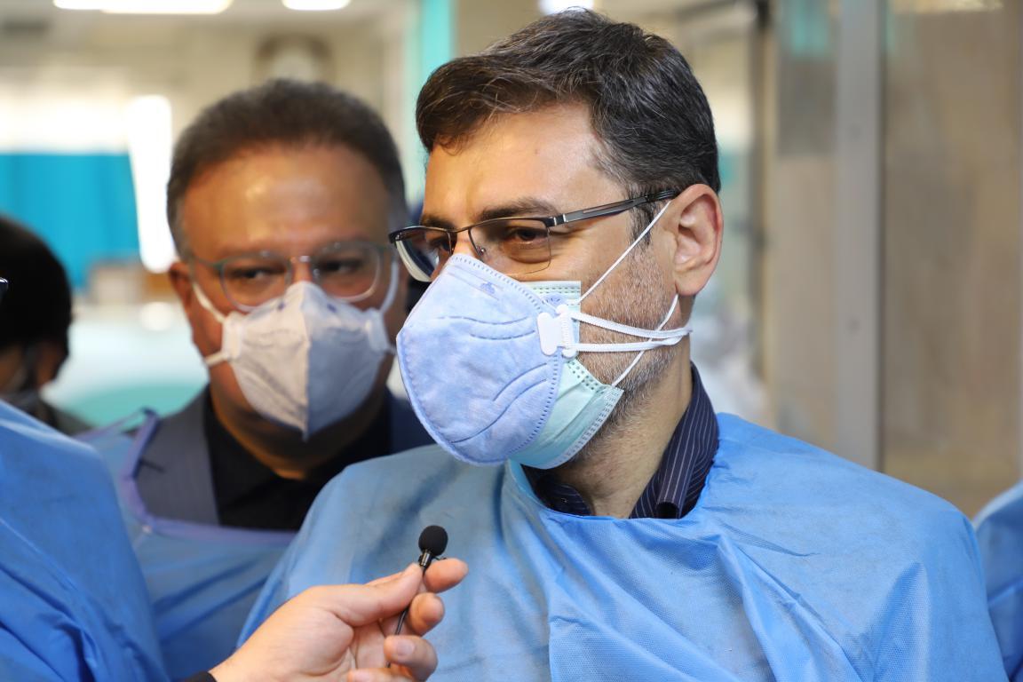 قاضی‌ زاده هاشمی: پزشکم و برای جراحی آمدم، نه بگیر و ببند
