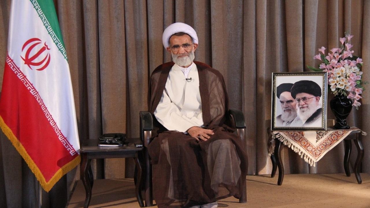 در تعیین سرنوشت کشور همه باید مشارکت داشته باشند