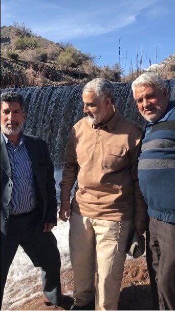انتشار تصویری از حاج قاسم سلیمانی در زادگاه خود انتشار تصویری از حاج قاسم سلیمانی در زادگاه خود