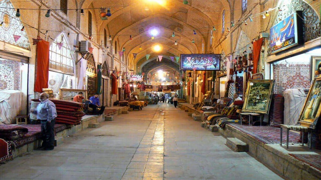 اتمام مرمت و احیای بازار فرش مشهد تا پایان آذرماه ۱۴۰۰