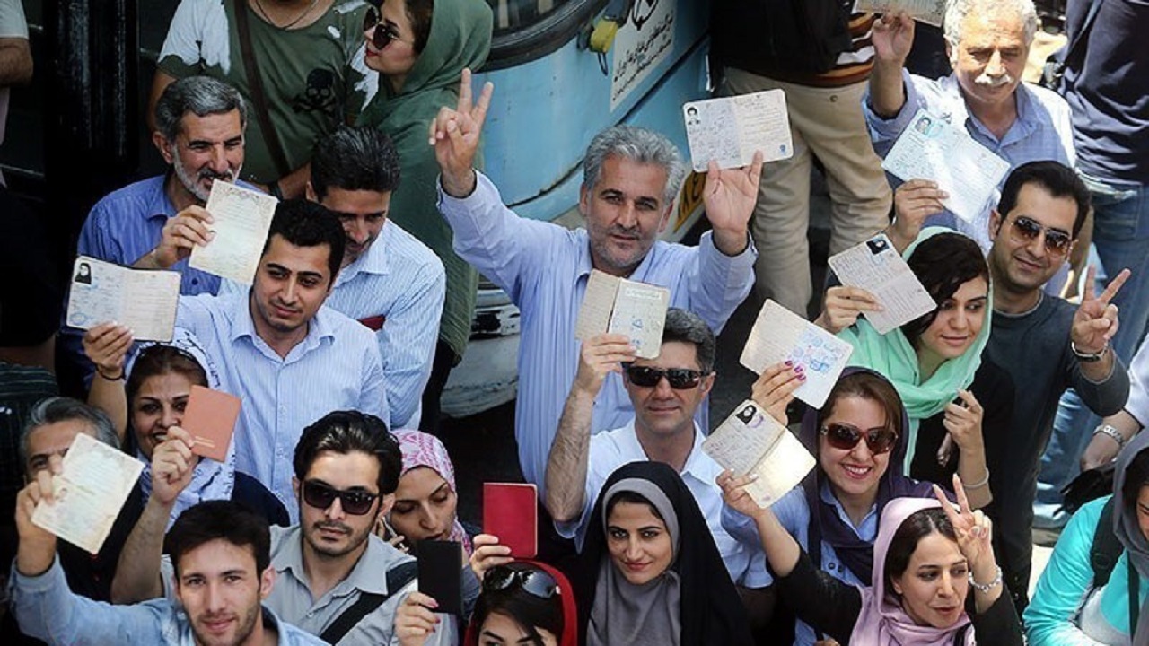 مشارکت خانوادگی در انتخابات ۱۴۰۰ در قالب پویش "ایران فردا"