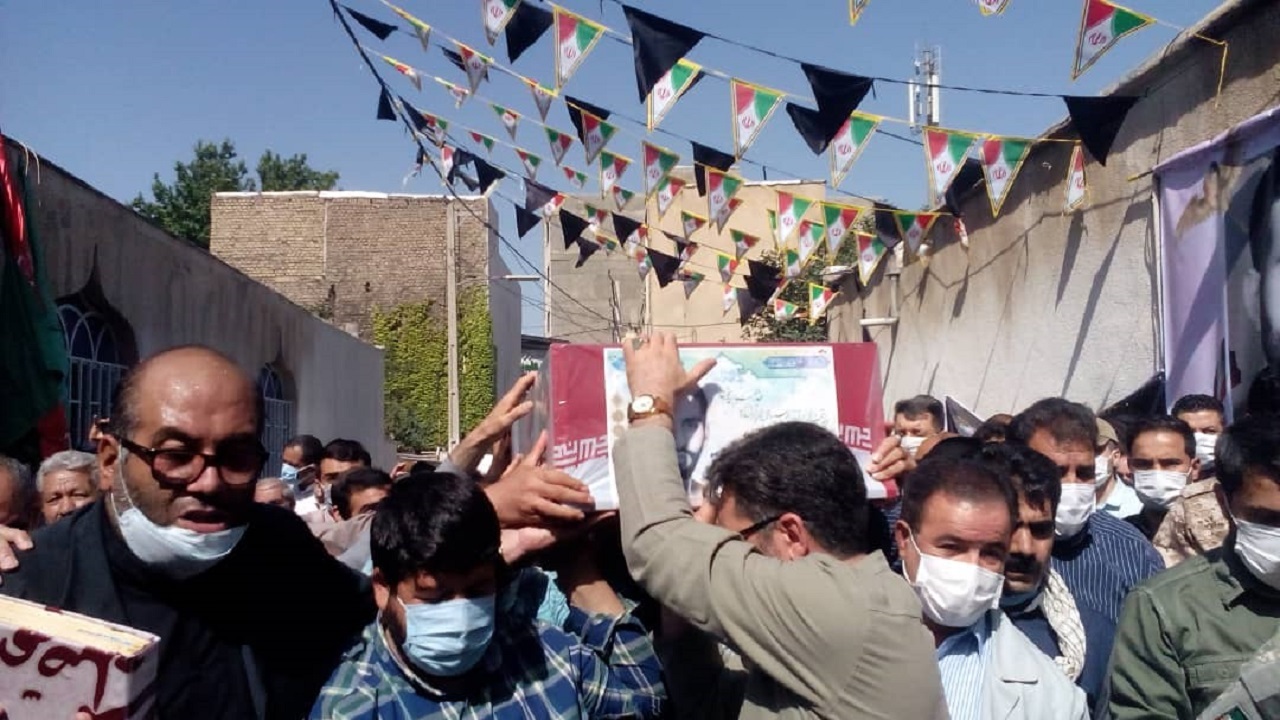 تشییع پیکر شهید محمد اسحاقی در امامزاده طاهر (ع) کرج