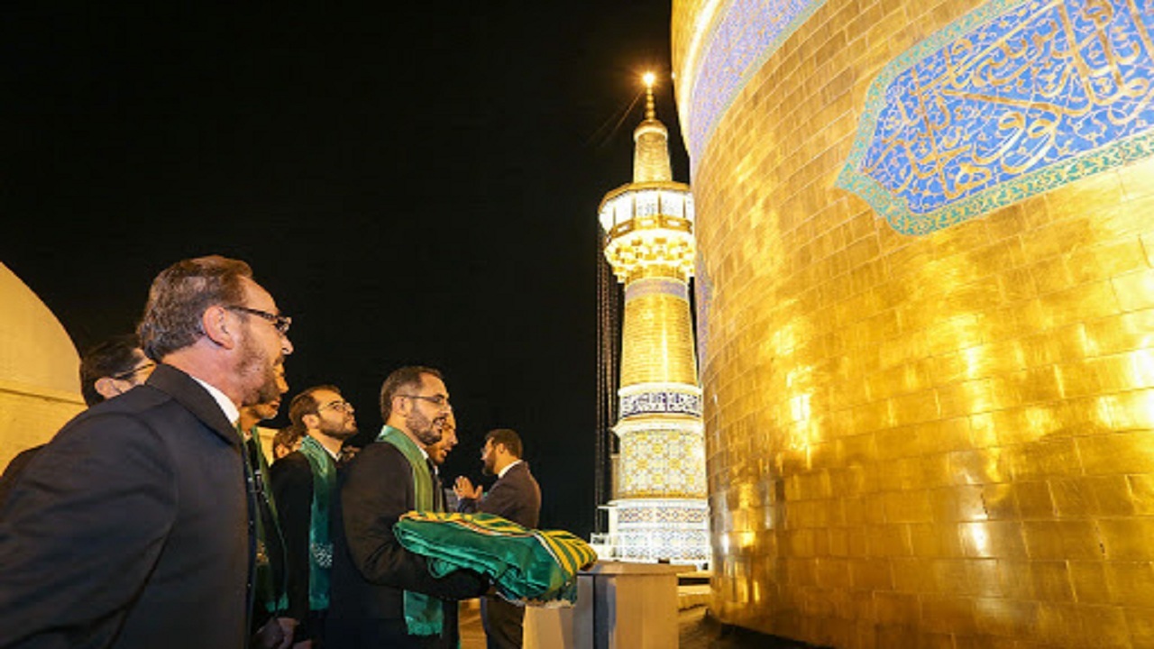 هیئت ثارالله زنجان میزبان خادمان حرم مطهر رضوی